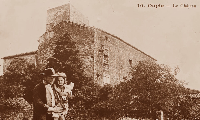 ch�teau d'Oupia