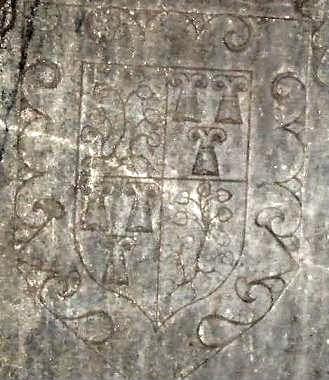 Blason de Franois de La Vernhe  la cathdrale de Saint-Pons